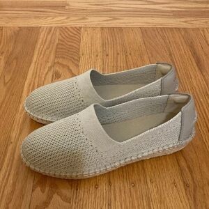 Cole Haan Light Gray Knit Loafers espadrilles